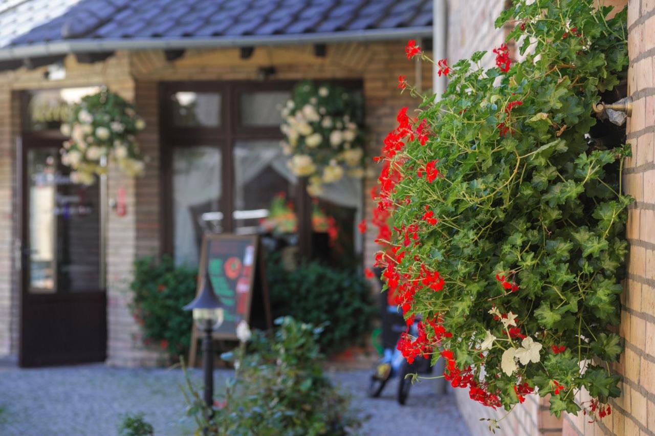 Pensjonat Lesniczowka Hotel Słubice Kültér fotó